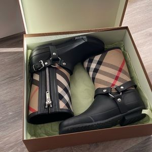 BURBERRY Rubber Boots